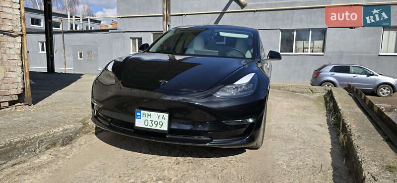 Седан Tesla Model 3 2019 в Сумах