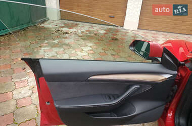 Седан Tesla Model 3 2022 в Ивано-Франковске