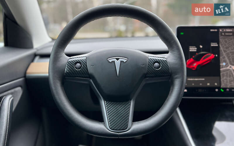 Седан Tesla Model 3 2019 в Львове фото 11 Седан Tesla Model 3 2019 в Львове