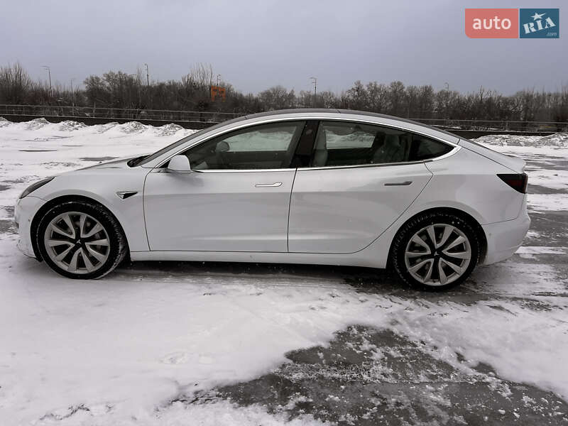 Седан Tesla Model 3 2019 в Киеве фото 8 Седан Tesla Model 3 2019 в Киеве