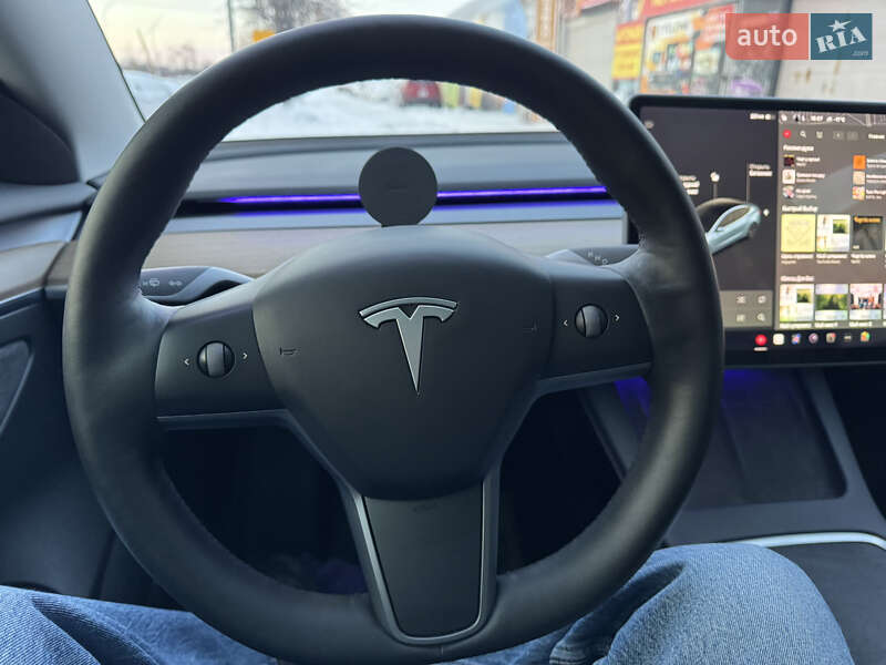 Седан Tesla Model 3 2021 в Киеве фото 29 Седан Tesla Model 3 2021 в Киеве