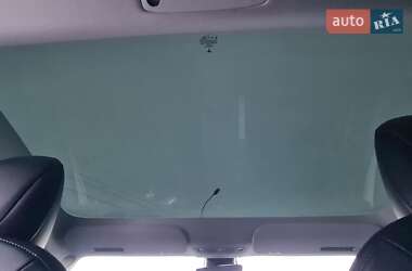Седан Tesla Model 3 2022 в Черкассах
