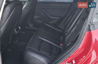 Седан Tesla Model 3 2022 в Черкассах