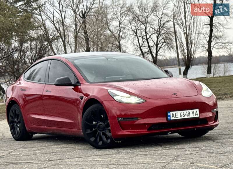 Tesla Model 3 2023