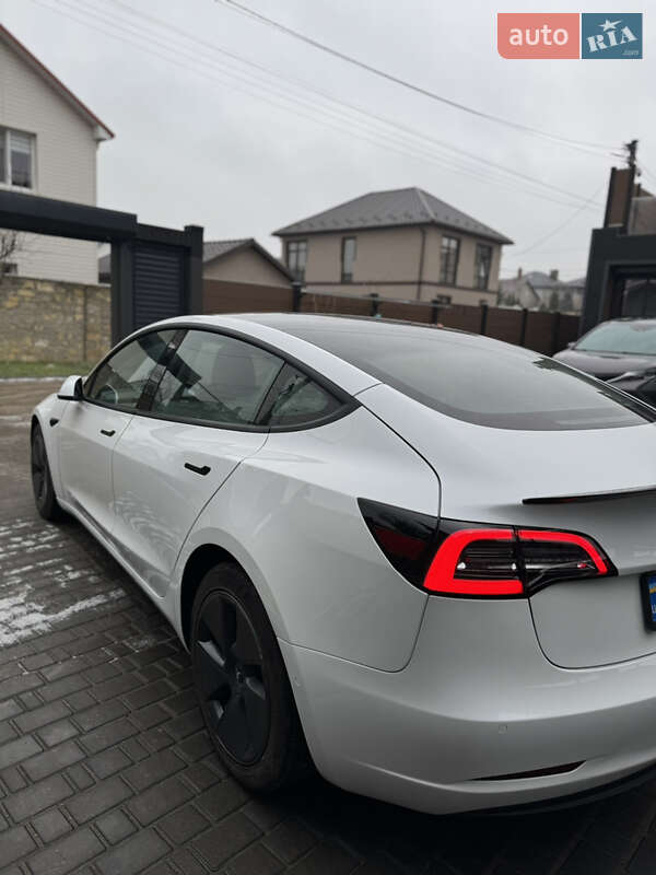 Седан Tesla Model 3 2022 в Одессе
