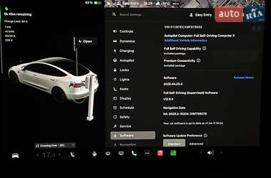 Седан Tesla Model 3 2021 в Киеве