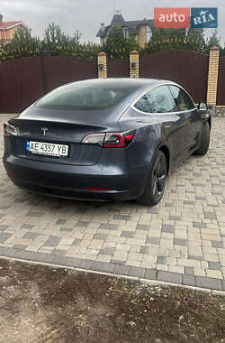 Седан Tesla Model 3 2020 в Днепре