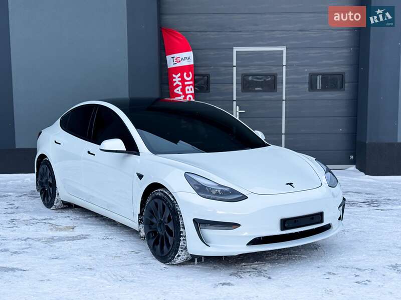 Седан Tesla Model 3 2022 в Киеве фото 12 Седан Tesla Model 3 2022 в Киеве