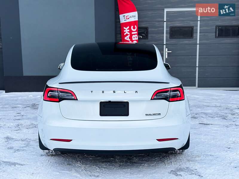 Седан Tesla Model 3 2022 в Киеве фото 9 Седан Tesla Model 3 2022 в Киеве