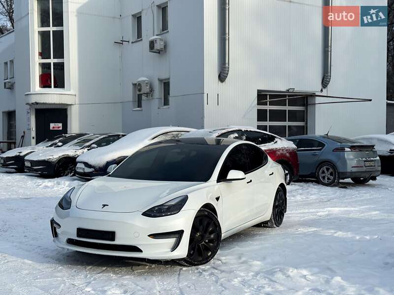 Седан Tesla Model 3 2022 в Киеве фото 2 Седан Tesla Model 3 2022 в Киеве
