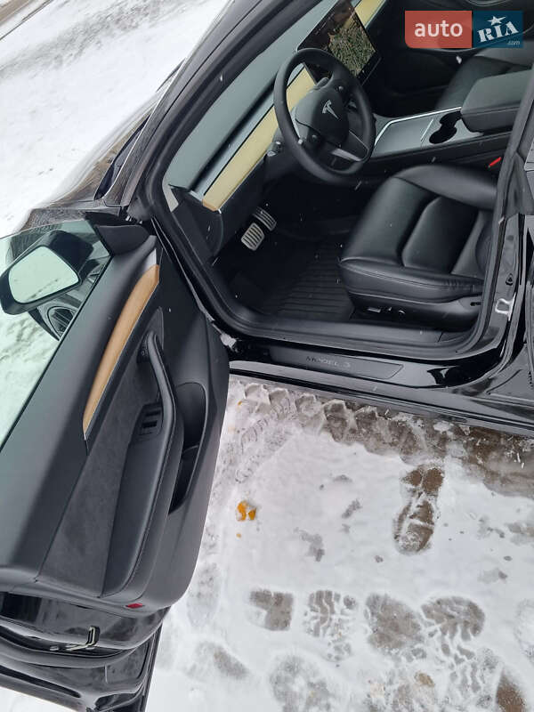 Седан Tesla Model 3 2021 в Черкассах фото 6 Седан Tesla Model 3 2021 в Черкассах