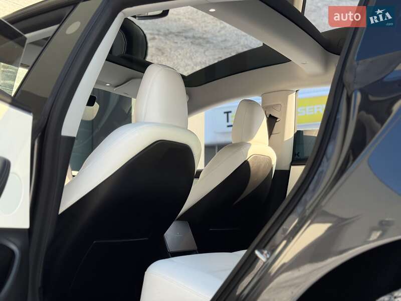 Седан Tesla Model 3 2024 в Киеве фото 16 Седан Tesla Model 3 2024 в Киеве