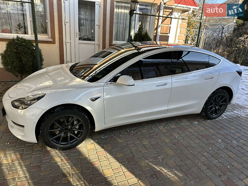 Седан Tesla Model 3 2018 в Одессе фото 7 Седан Tesla Model 3 2018 в Одессе