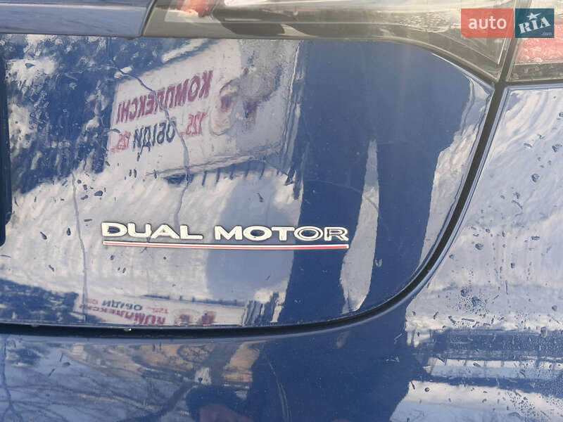 Седан Tesla Model 3 2019 в Тернополе