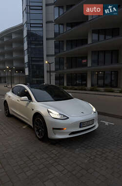 Седан Tesla Model 3 2019 в Одессе