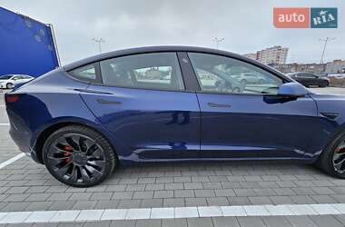 Седан Tesla Model 3 2023 в Виннице