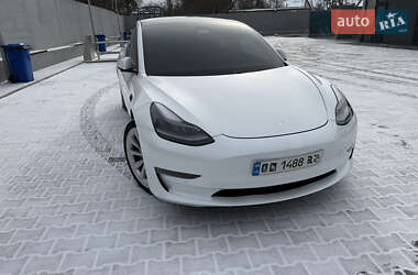 Седан Tesla Model 3 2021 в Николаеве