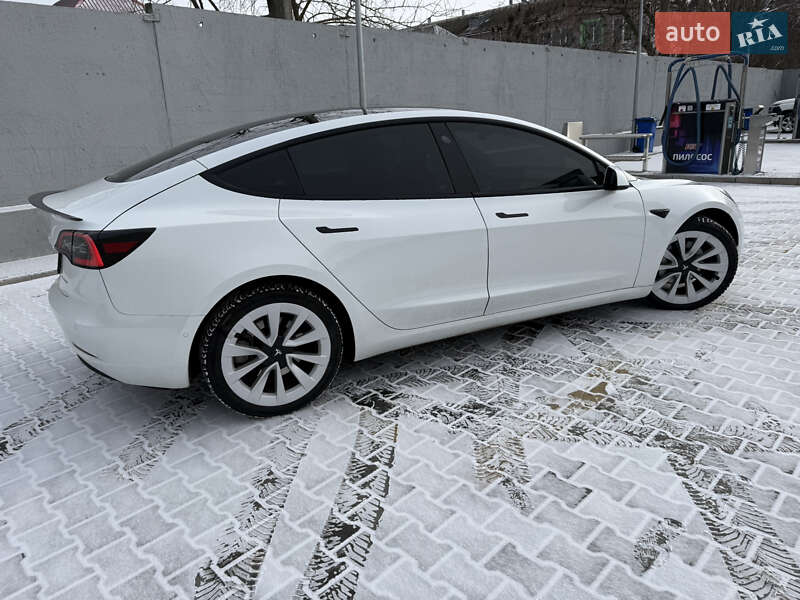 Седан Tesla Model 3 2021 в Миколаєві