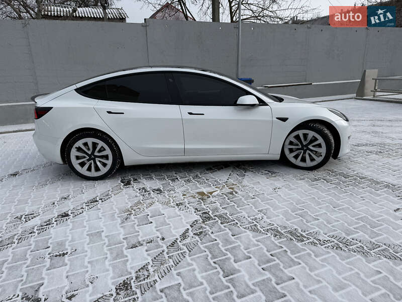 Седан Tesla Model 3 2021 в Миколаєві