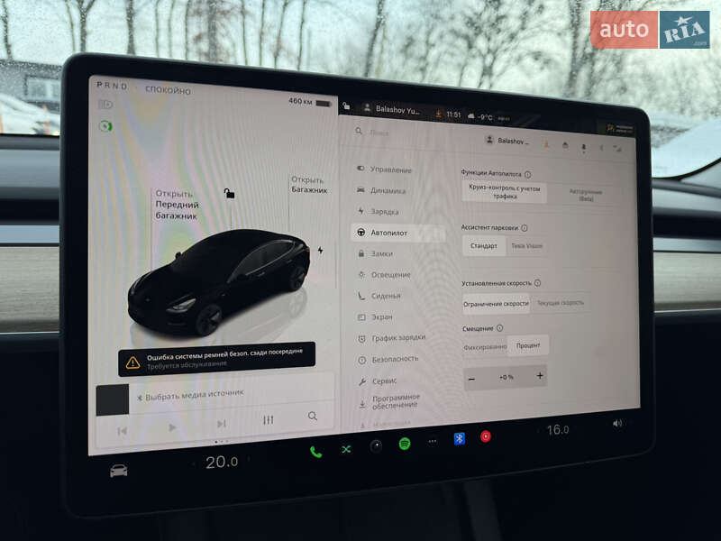 Седан Tesla Model 3 2022 в Умани