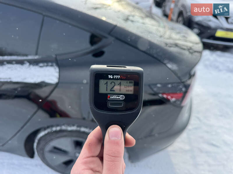 Седан Tesla Model 3 2022 в Умани