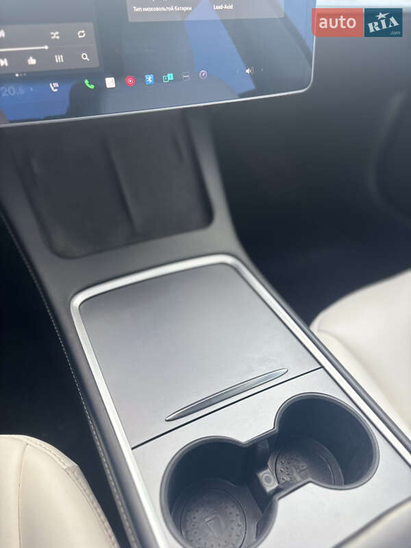 Седан Tesla Model 3 2021 в Кременчуге