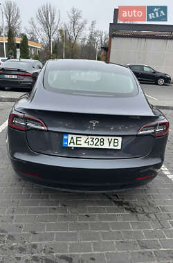 Седан Tesla Model 3 2021 в Днепре