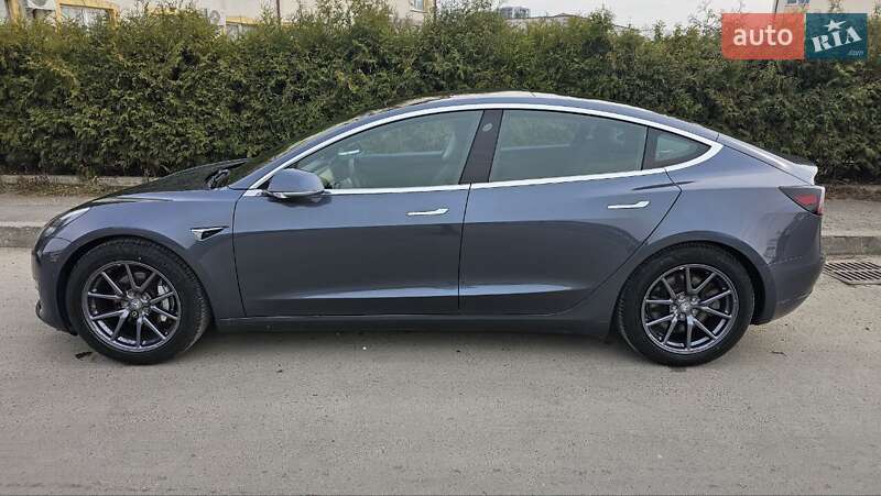 Седан Tesla Model 3 2019 в Львові фото 9 Седан Tesla Model 3 2019 в Львові