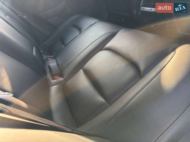 Седан Tesla Model 3 2020 в Ахтырке