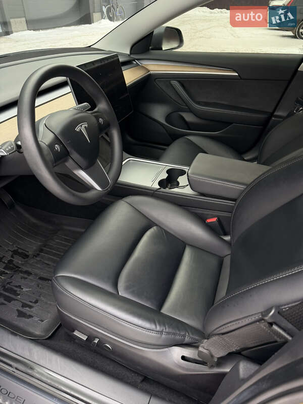 Седан Tesla Model 3 2022 в Києві фото 10 Седан Tesla Model 3 2022 в Києві