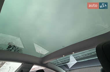 Седан Tesla Model 3 2022 в Киеве