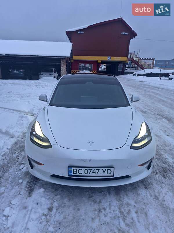 Седан Tesla Model 3 2019 в Львове фото 6 Седан Tesla Model 3 2019 в Львове