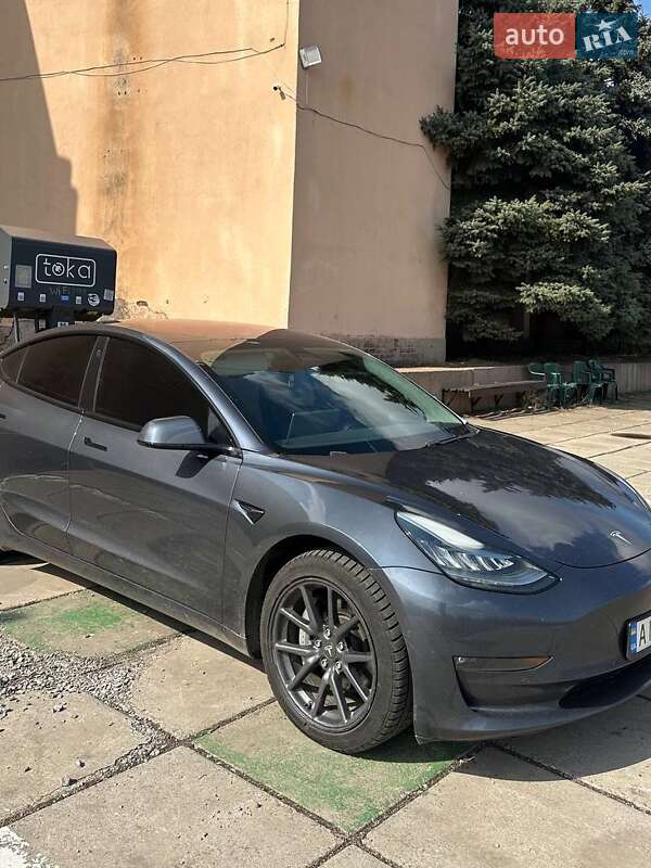 Седан Tesla Model 3 2018 в Никополе