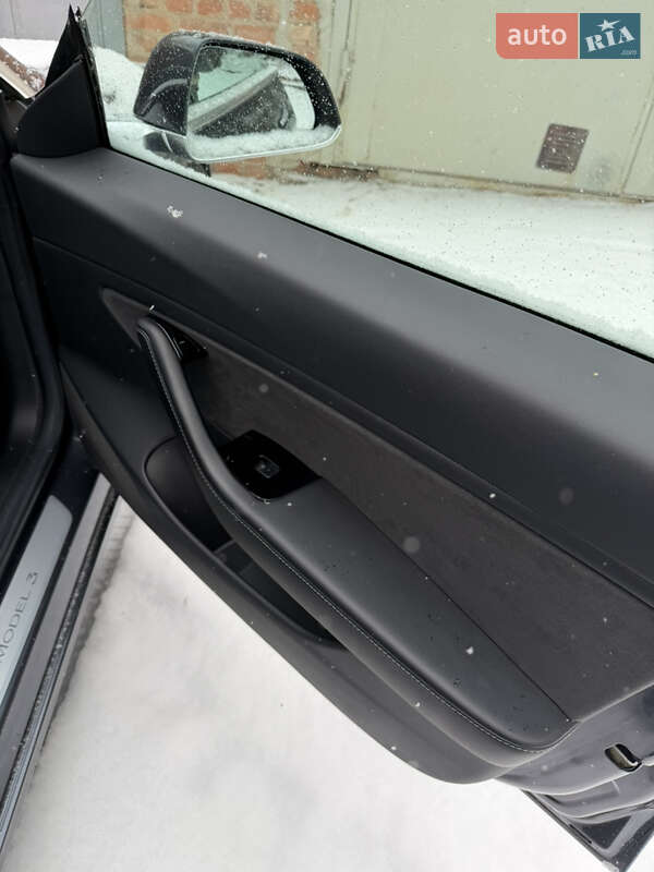 Седан Tesla Model 3 2018 в Слов'янську