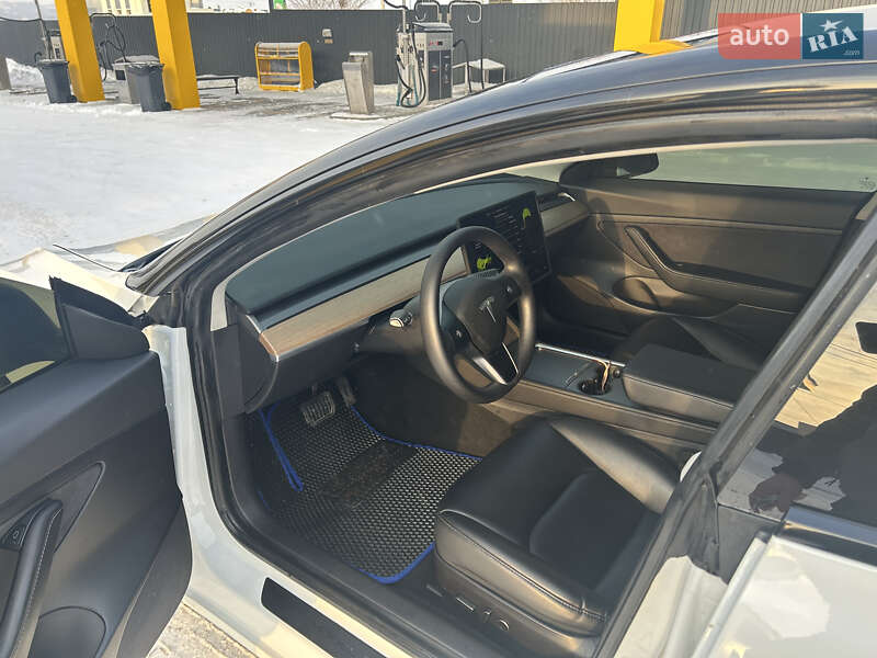 Седан Tesla Model 3 2021 в Харькове