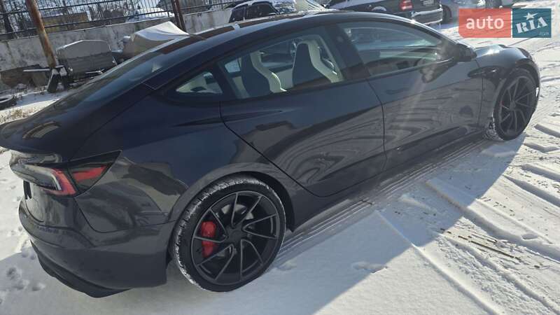 Седан Tesla Model 3 2024 в Одесі фото 10 Седан Tesla Model 3 2024 в Одесі