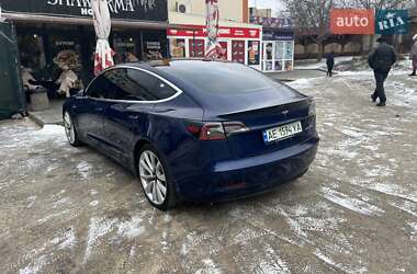 Седан Tesla Model 3 2018 в Кривом Роге