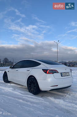 Седан Tesla Model 3 2018 в Мукачево