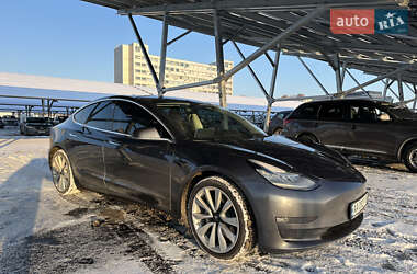 Седан Tesla Model 3 2018 в Києві