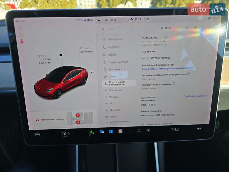 Седан Tesla Model 3 2019 в Львові