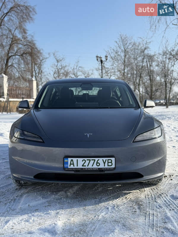 Седан Tesla Model 3 2024 в Білій Церкві