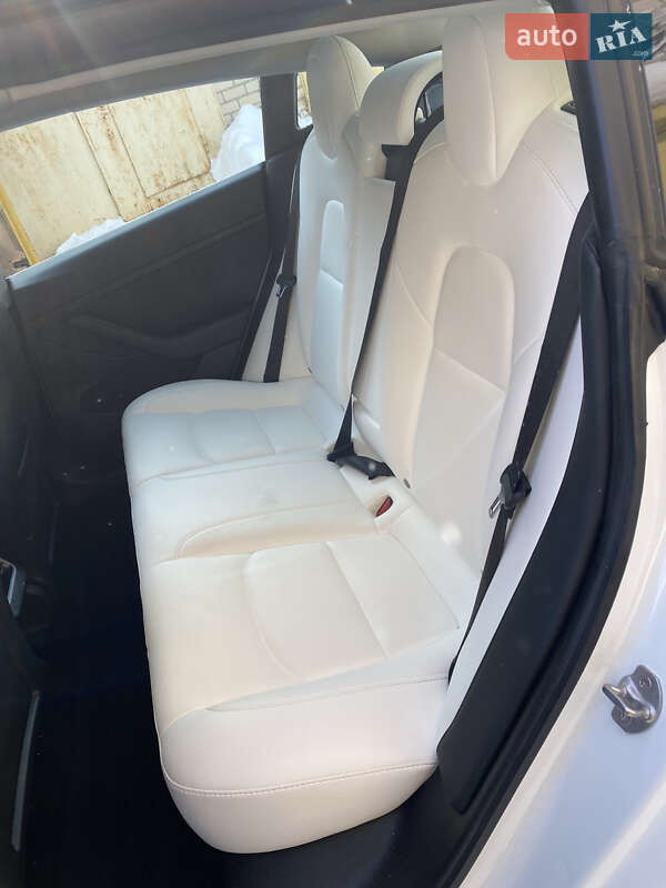 Седан Tesla Model 3 2021 в Харькове