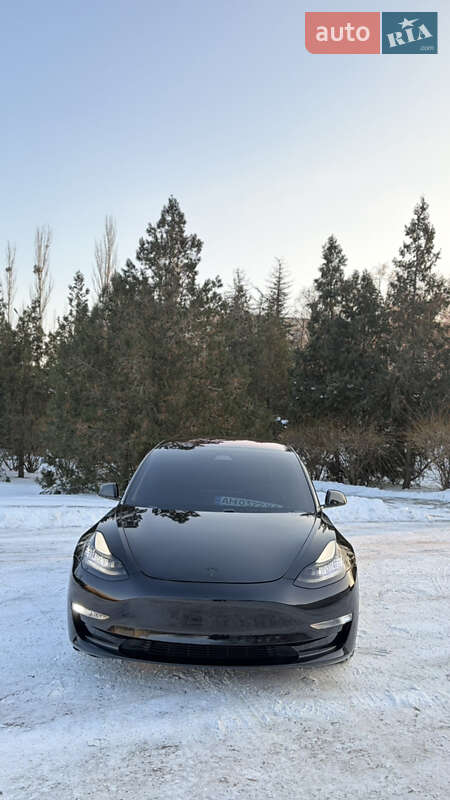 Седан Tesla Model 3 2018 в Слов'янську