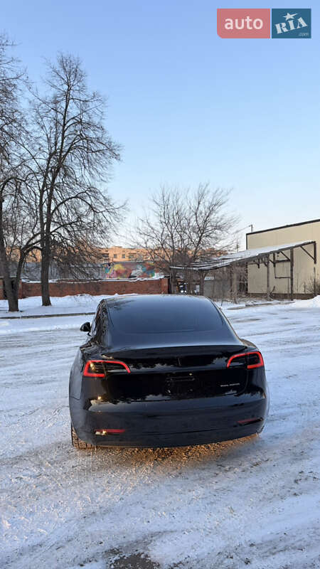 Седан Tesla Model 3 2018 в Слов'янську