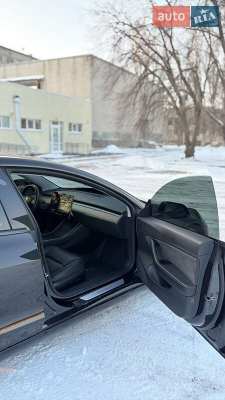 Седан Tesla Model 3 2018 в Слов'янську