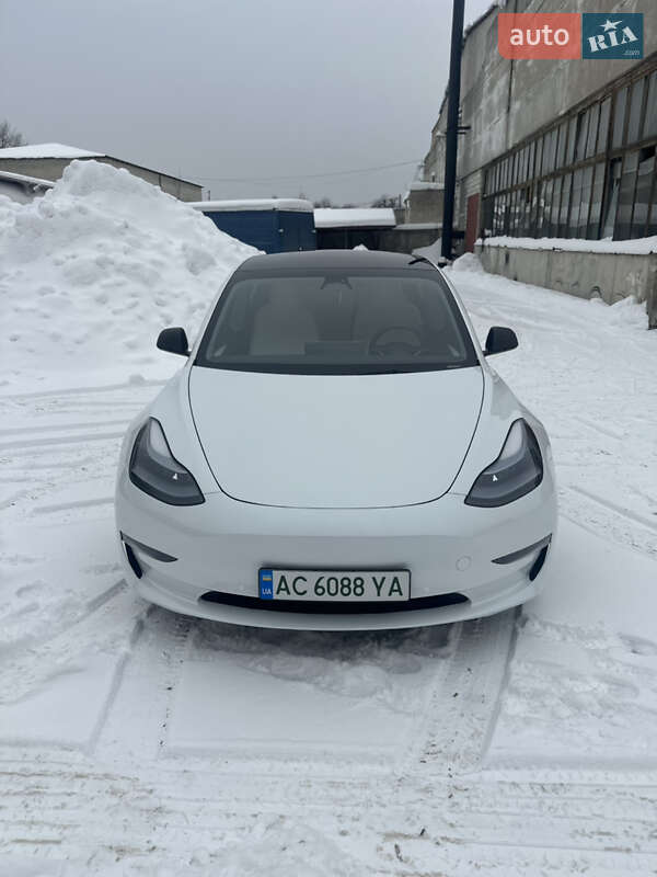 Седан Tesla Model 3 2022 в Ковеле