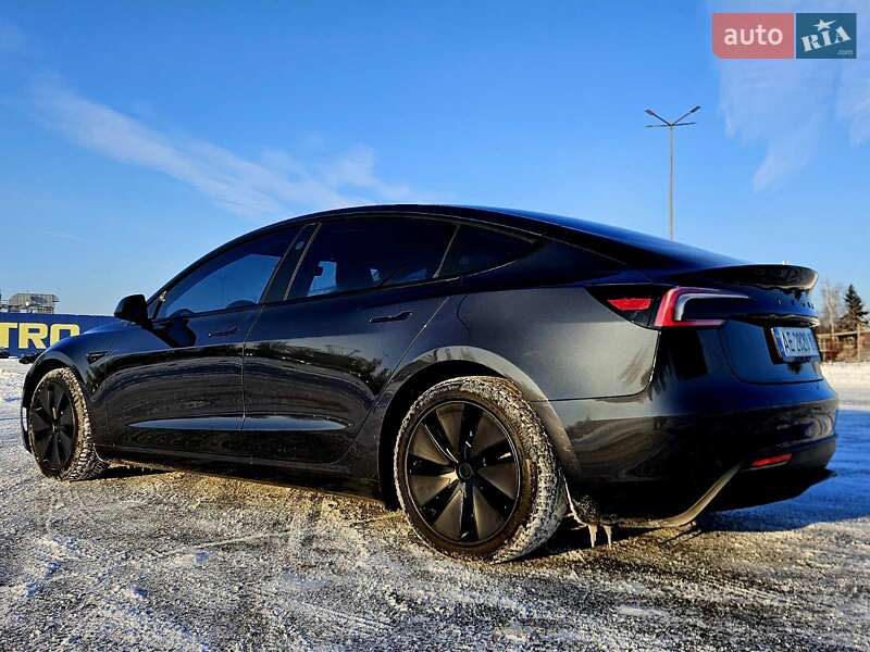 Седан Tesla Model 3 2024 в Дніпрі фото 5 Седан Tesla Model 3 2024 в Дніпрі