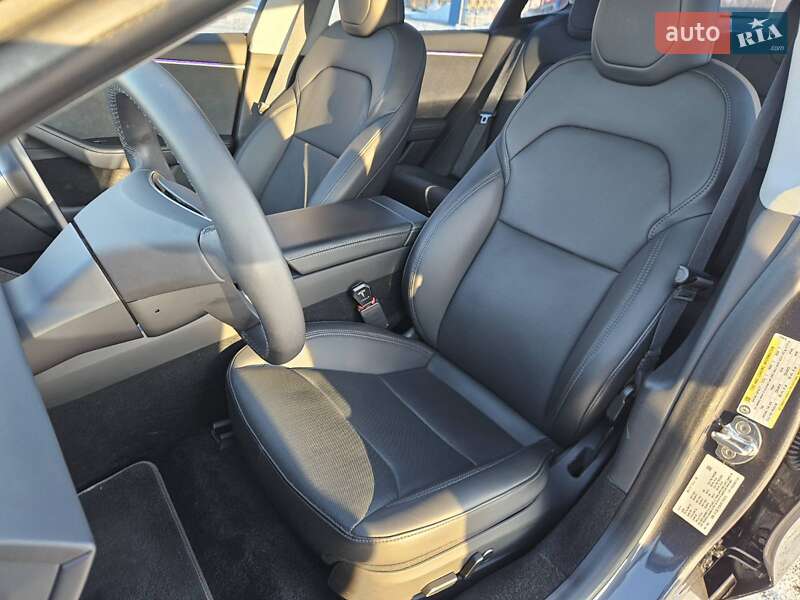 Седан Tesla Model 3 2024 в Дніпрі фото 15 Седан Tesla Model 3 2024 в Дніпрі