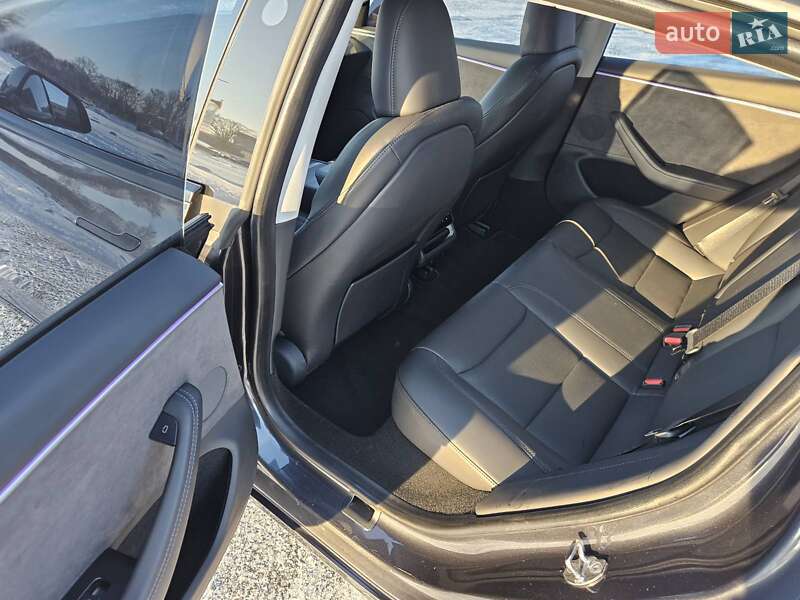 Седан Tesla Model 3 2024 в Дніпрі фото 22 Седан Tesla Model 3 2024 в Дніпрі