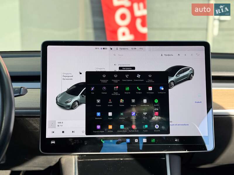 Седан Tesla Model 3 2019 в Києві